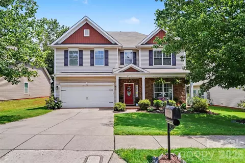 4916 Elementary View Dr, Charlotte, NC 28269