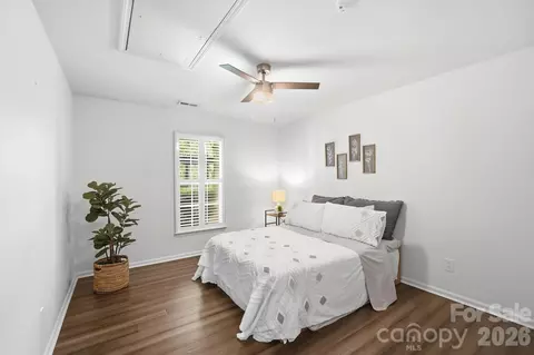 Bedroom - 212 Chestnut Ave, Tega Cay, SC 29708 photo 3 of 4