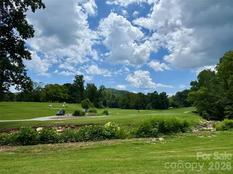 307 Fairway Dr, Lake Lure, NC 28746