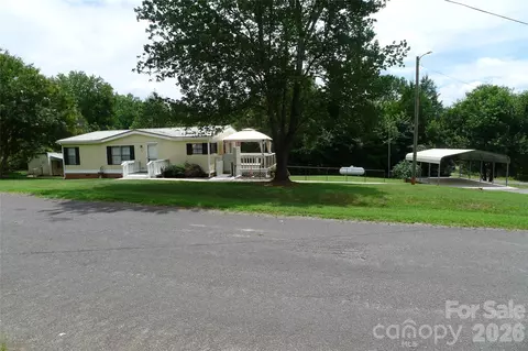 116 Hank Lesser Rd, Mocksville, NC 27028