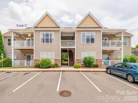 15 Mill Creek C Loop #C, Asheville, NC 28806