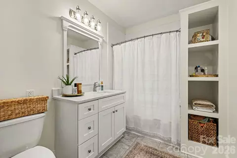 Bath - 408 Griffith Rd, Monroe, NC 28112 photo 3 of 4