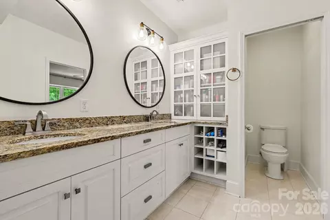 Bath - 408 Griffith Rd, Monroe, NC 28112 photo 2 of 4