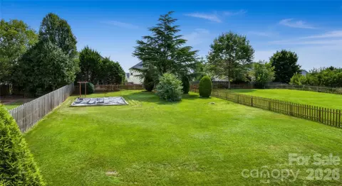 157 Royalton Rd, Mooresville, NC 28115