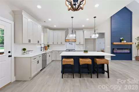Kitchen - 1851 Oleander Dr, Conover, NC 28613 photo 2 of 3