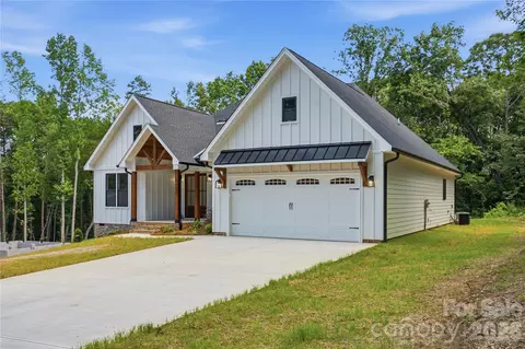 Exterior - 1851 Oleander Dr, Conover, NC 28613 photo 7 of 7