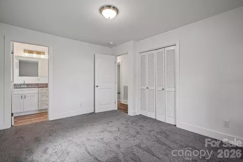 Bedroom - 520 Wright Ave, Kannapolis, NC 28083 photo 3 of 5