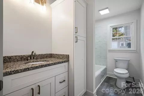 Bath - 520 Wright Ave, Kannapolis, NC 28083 photo 2 of 3