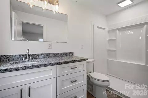 Bath - 520 Wright Ave, Kannapolis, NC 28083 photo 1 of 3