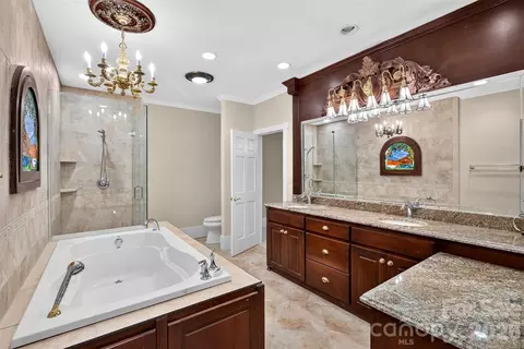 Bath - 370 Mountain Side Dr, Columbus, NC 28722 photo 3 of 4