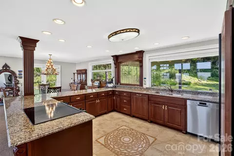 Kitchen - 370 Mountain Side Dr, Columbus, NC 28722 photo 2 of 4