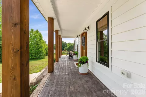 Exterior - 4791 Cooper Rd, Clemmons, NC 27012 photo 4 of 7