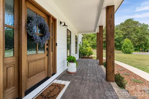 Exterior - 4791 Cooper Rd, Clemmons, NC 27012 photo 5 of 7