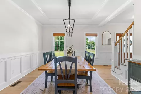 Dining - 4791 Cooper Rd, Clemmons, NC 27012 photo 2 of 3