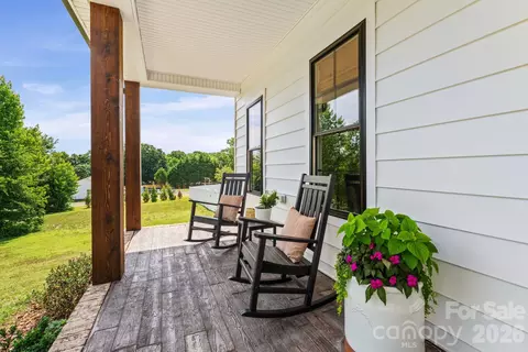 Exterior - 4791 Cooper Rd, Clemmons, NC 27012 photo 6 of 7
