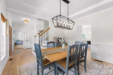 Dining - 4791 Cooper Rd, Clemmons, NC 27012 photo 3 of 3