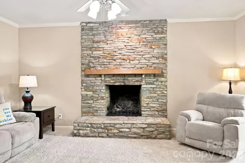 Living - 7073 Ridgeway Rd, Stanley, NC 28164 photo 2 of 3