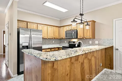 Kitchen - 7073 Ridgeway Rd, Stanley, NC 28164 photo 1 of 5