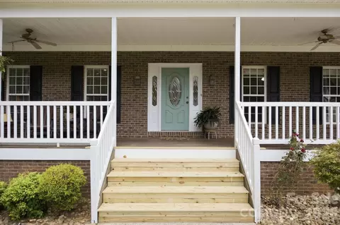 Exterior - 7073 Ridgeway Rd, Stanley, NC 28164 photo 2 of 10