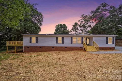 9703 Willilyn Ln, Charlotte, NC 28214