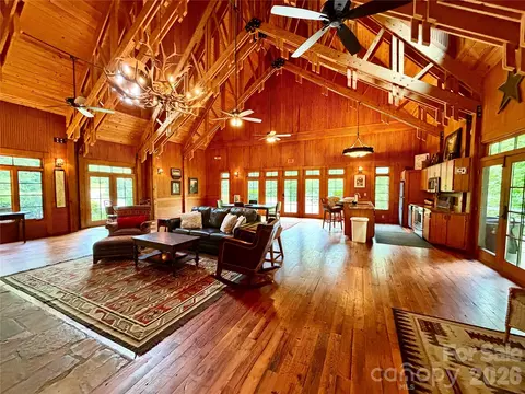 1156 Bear River Lodge Trl, Marshall, NC 28753 photo 28