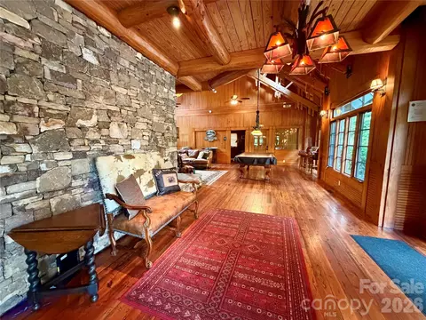 1156 Bear River Lodge Trl, Marshall, NC 28753 photo 24