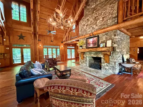 1156 Bear River Lodge Trl, Marshall, NC 28753 photo 33