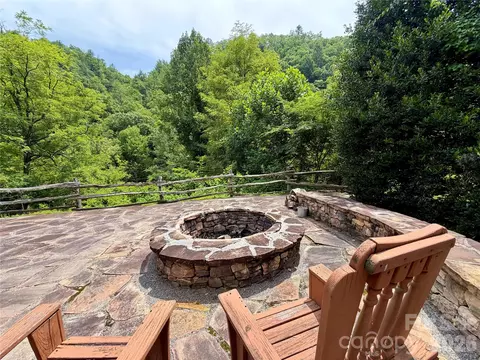 1156 Bear River Lodge Trl, Marshall, NC 28753 photo 40
