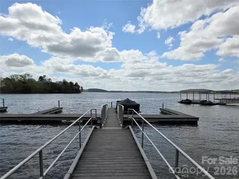 Heron Bay 1 & 1b Drive #1 & 1B, Badin Lake, NC 28127