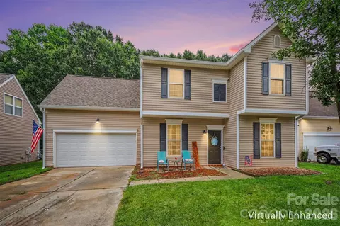 7856 Rolling Meadows Ln, Huntersville, NC 28078