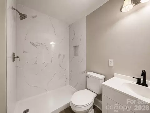 Bath - 113 Mountain View St, Morganton, NC 28655 photo 1 of 3