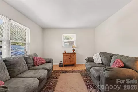 Living - 1130 Julius Dr, Salisbury, NC 28147 photo 2 of 5