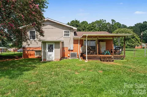 Exterior - 1130 Julius Dr, Salisbury, NC 28147 photo 1 of 1