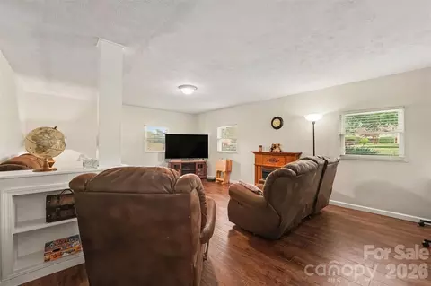 Living - 1130 Julius Dr, Salisbury, NC 28147 photo 3 of 5