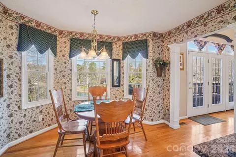Dining - 4634 Harbor View Ter, Morganton, NC 28655 photo 2 of 2