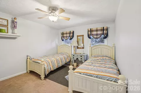 Bedroom - 4634 Harbor View Ter, Morganton, NC 28655 photo 2 of 4