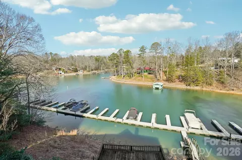 View/Area - 4634 Harbor View Ter, Morganton, NC 28655 photo 2 of 5