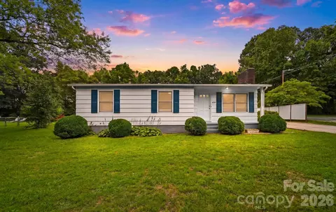 459 Swanson Sw Dr SW, Lenoir, NC 28645