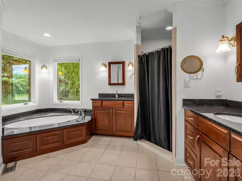 Bath - 1870 Palmer Rd, Mill Spring, NC 28756 photo 2 of 4