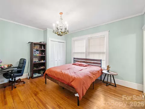 Bedroom - 147 Walnut Ave, Spruce Pine, NC 28777 photo 3 of 6