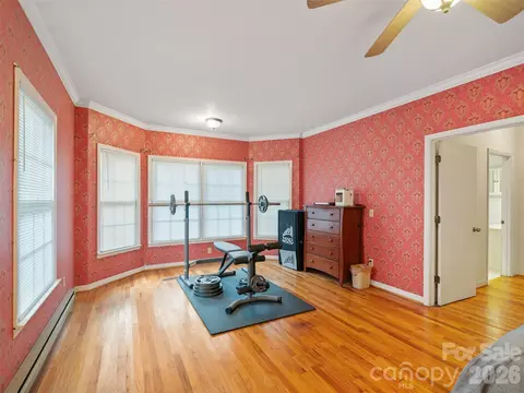 Bedroom - 147 Walnut Ave, Spruce Pine, NC 28777 photo 2 of 6