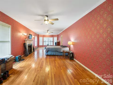 Bedroom - 147 Walnut Ave, Spruce Pine, NC 28777 photo 1 of 6