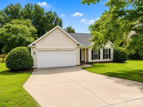 1828 Sugar Hollow Dr, Charlotte, NC 28214