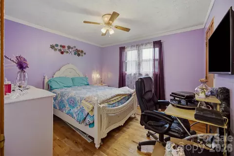Bedroom - 1082 Maple St, Granite Falls, NC 28630 photo 2 of 2