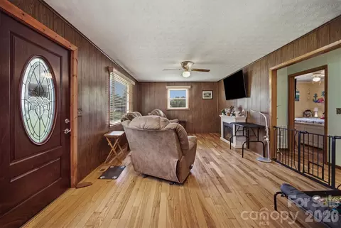 Living - 1082 Maple St, Granite Falls, NC 28630 photo 1 of 3