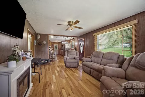 Living - 1082 Maple St, Granite Falls, NC 28630 photo 3 of 3