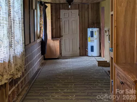 Entry Way - 1920 Thickety Rd, Clyde, NC 28721 photo 3 of 3
