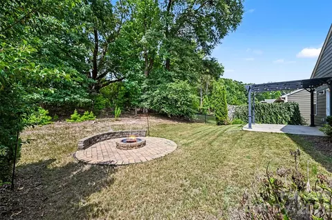 Exterior - 1604 Spring Blossom Trl, Fort Mill, SC 29708 photo 3 of 3