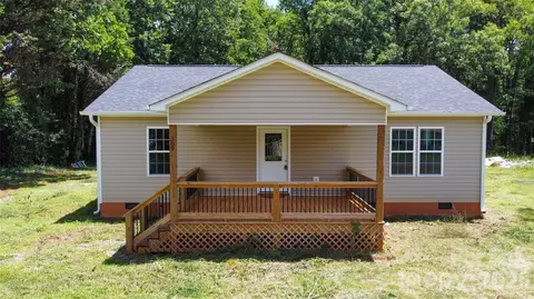 389 Michaels Rd, Mocksville, NC 27028