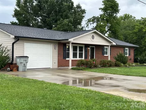 1807 Forest Hills Sw Park SW, Lenoir, NC 28645